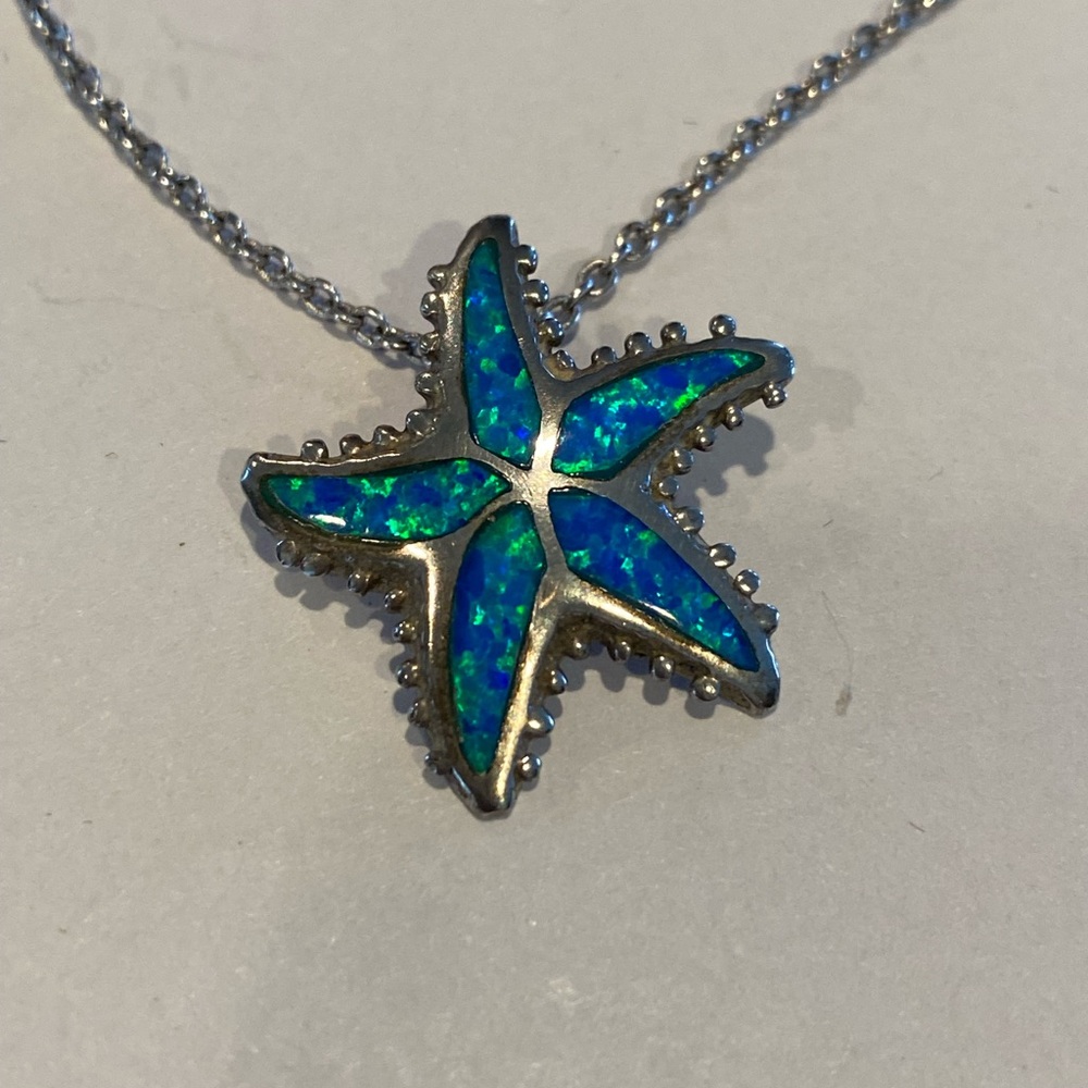 Sterling silver star fish simulator opal necklace